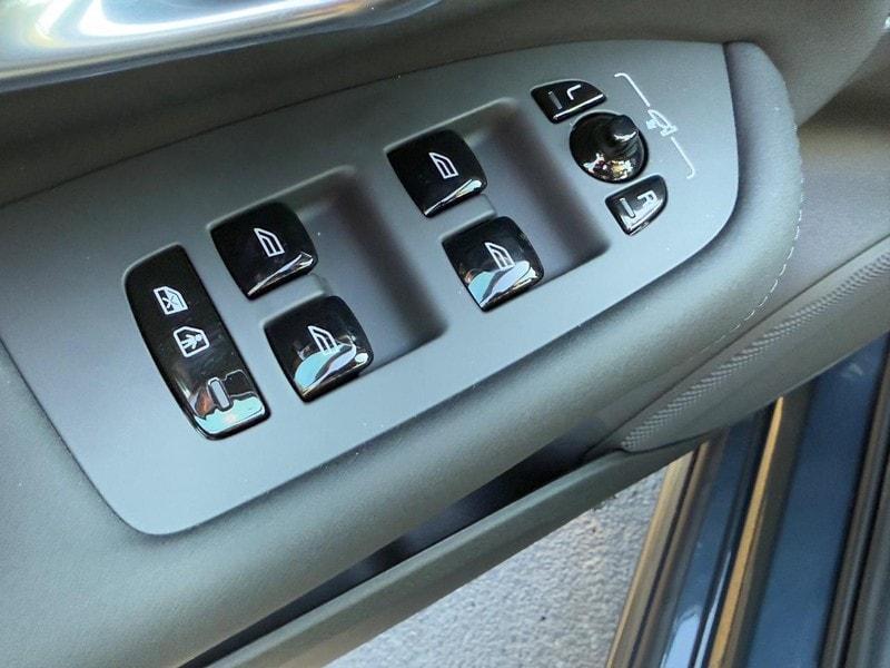 new 2026 Volvo XC90 car, priced at $75,535