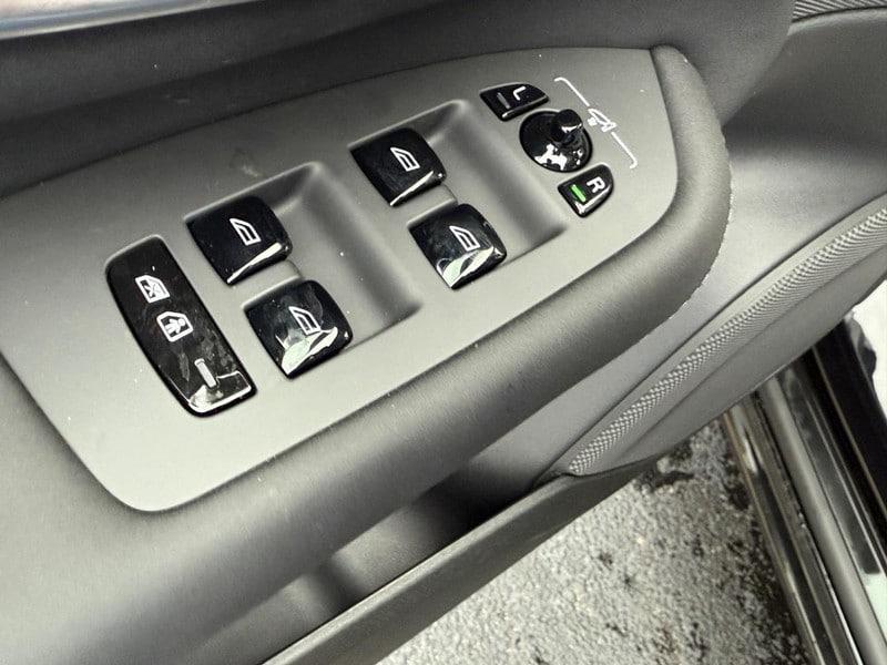 new 2026 Volvo XC90 car, priced at $71,825