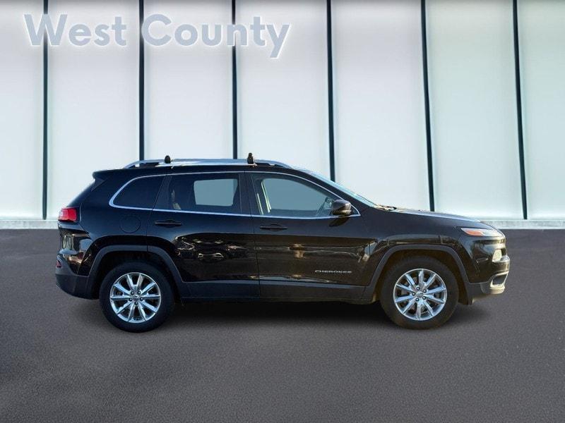 used 2017 Jeep Cherokee car