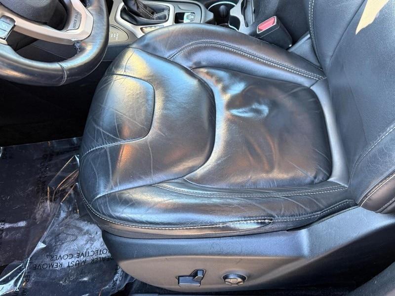 used 2017 Jeep Cherokee car