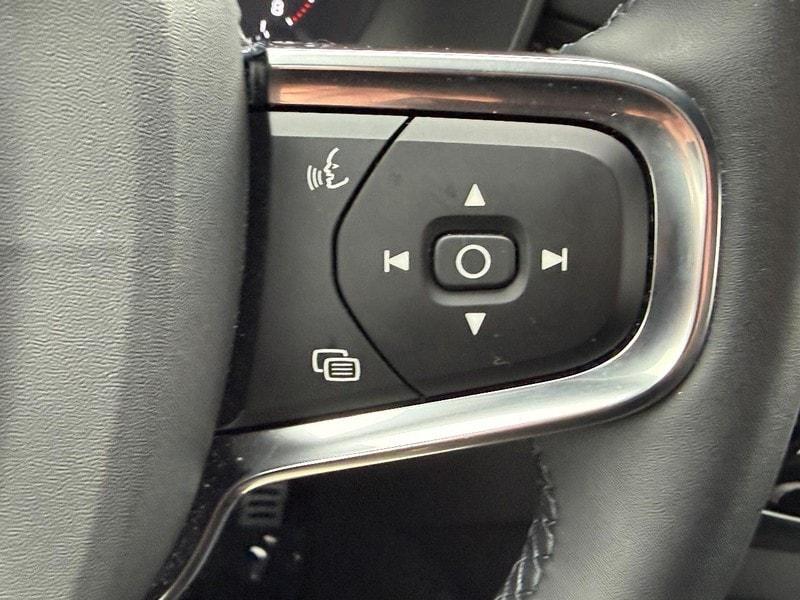 used 2022 Volvo XC40 car, priced at $27,500