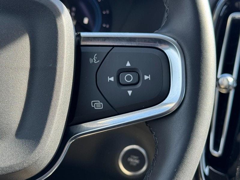 used 2025 Volvo XC40 car, priced at $33,952