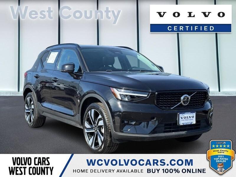 used 2025 Volvo XC40 car, priced at $33,952