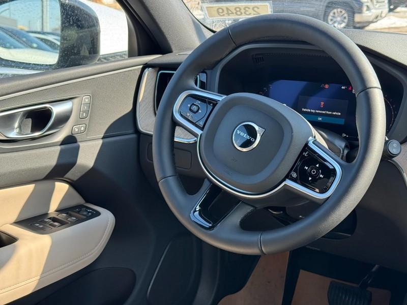 new 2026 Volvo XC60 car, priced at $57,985