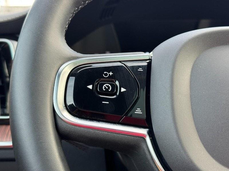 used 2023 Volvo XC60 car, priced at $42,981