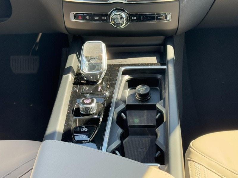 new 2026 Volvo XC60 car, priced at $59,000