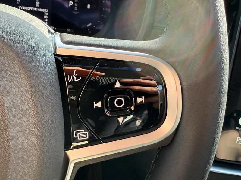 new 2026 Volvo XC90 car, priced at $75,155