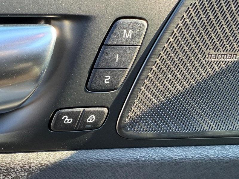 new 2026 Volvo XC60 car, priced at $59,190