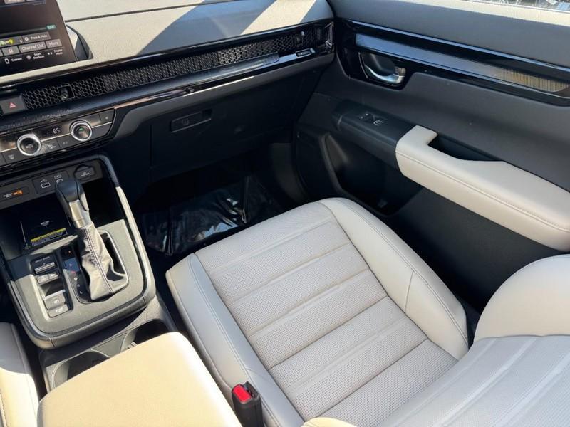 used 2024 Honda CR-V car, priced at $31,682