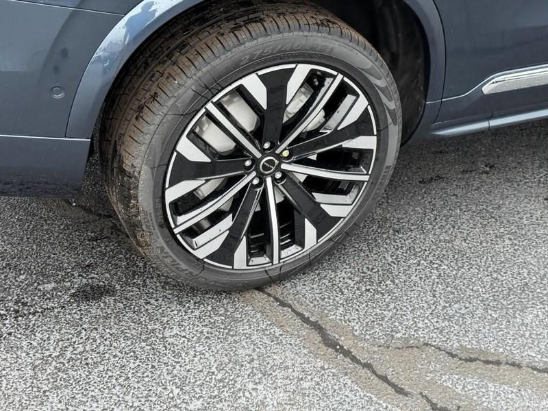 new 2026 Volvo XC90 car, priced at $68,825