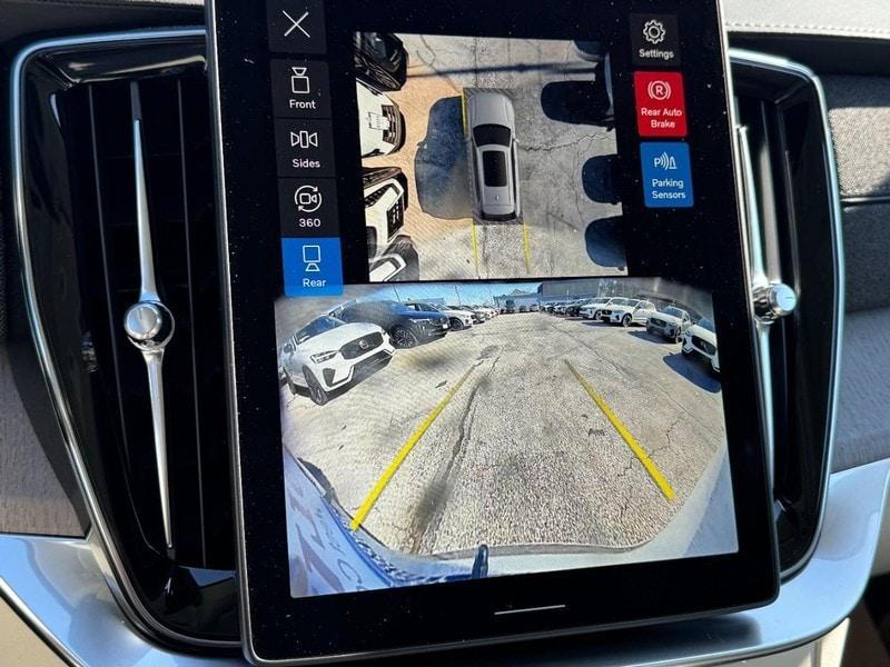 new 2026 Volvo XC90 Plug-In Hybrid car, priced at $85,625