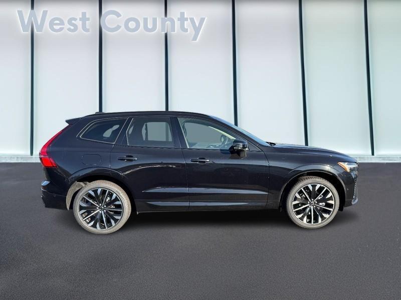 new 2026 Volvo XC60 car, priced at $63,935