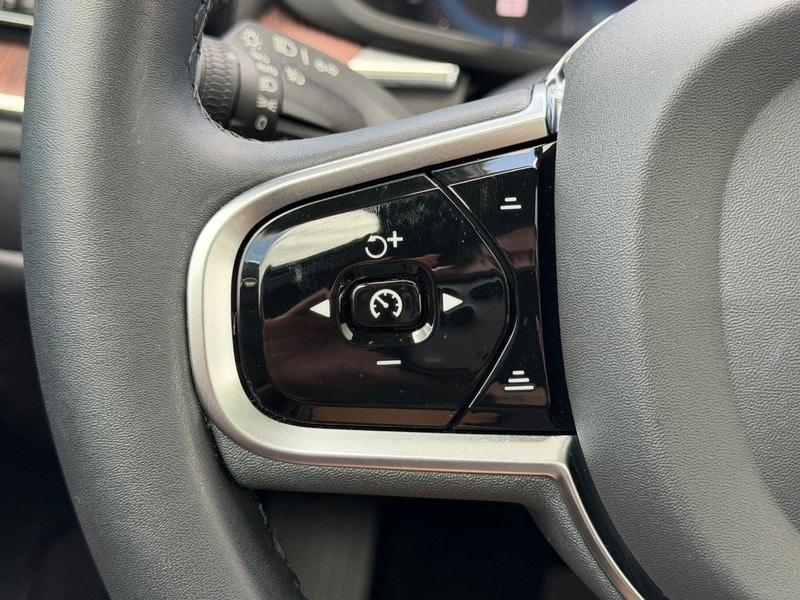 used 2023 Volvo XC60 car, priced at $38,305