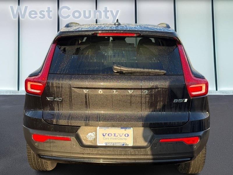used 2023 Volvo XC40 car, priced at $31,500