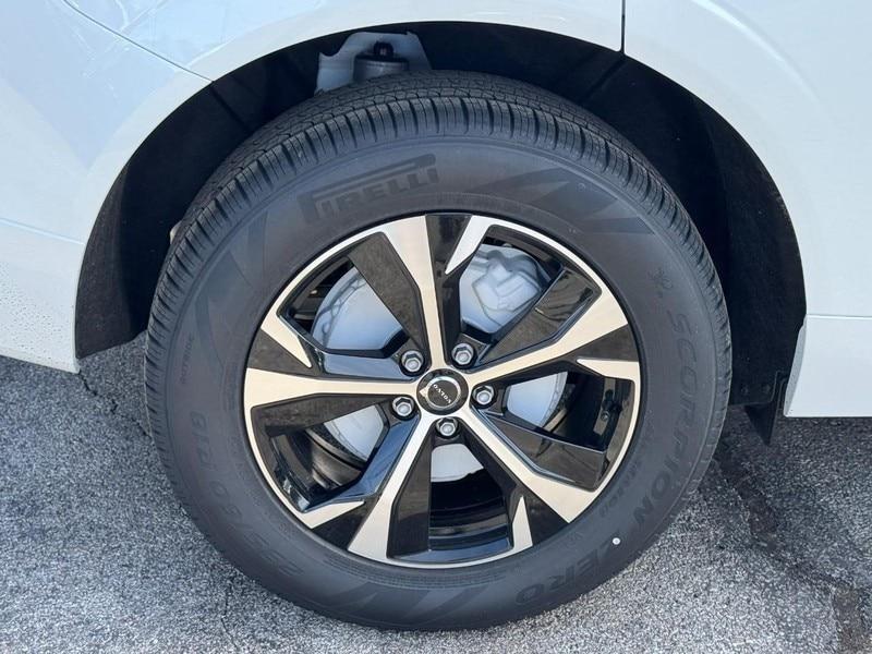 new 2026 Volvo XC60 car, priced at $51,845