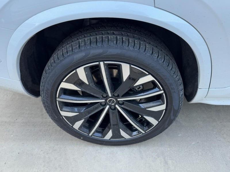 new 2026 Volvo XC90 Plug-In Hybrid car, priced at $81,995