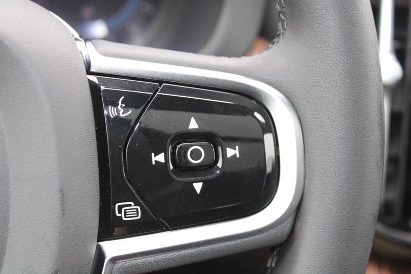 used 2024 Volvo XC60 car