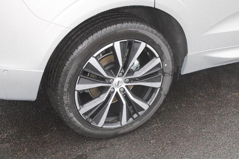 used 2024 Volvo XC60 car