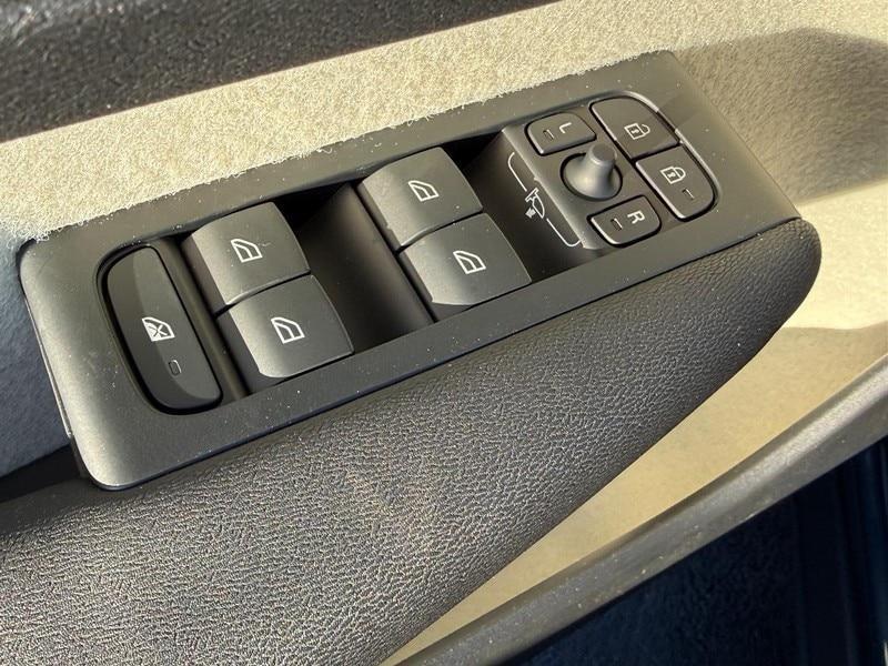 new 2026 Volvo XC40 car, priced at $48,125