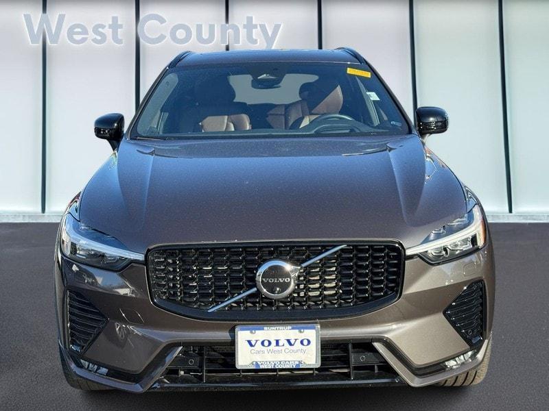 used 2023 Volvo XC60 car, priced at $36,500