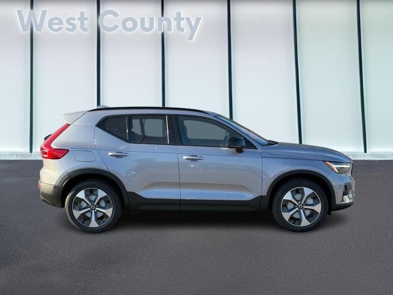 new 2026 Volvo XC40 car, priced at $50,150