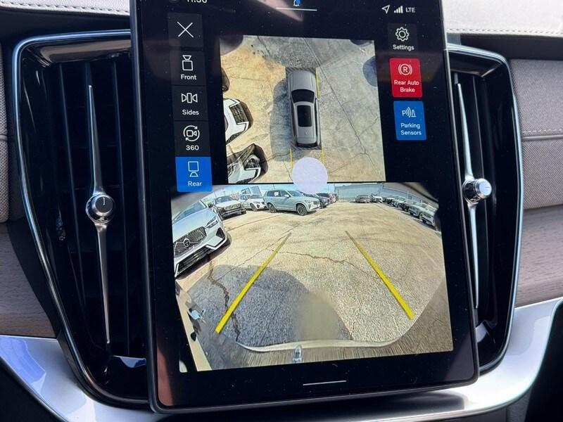 new 2026 Volvo XC90 car, priced at $68,220