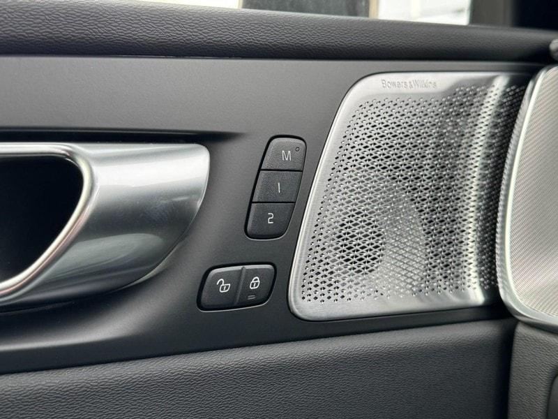 new 2026 Volvo XC60 car, priced at $69,690