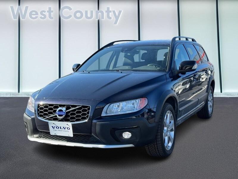 used 2016 Volvo XC70 car, priced at $15,000