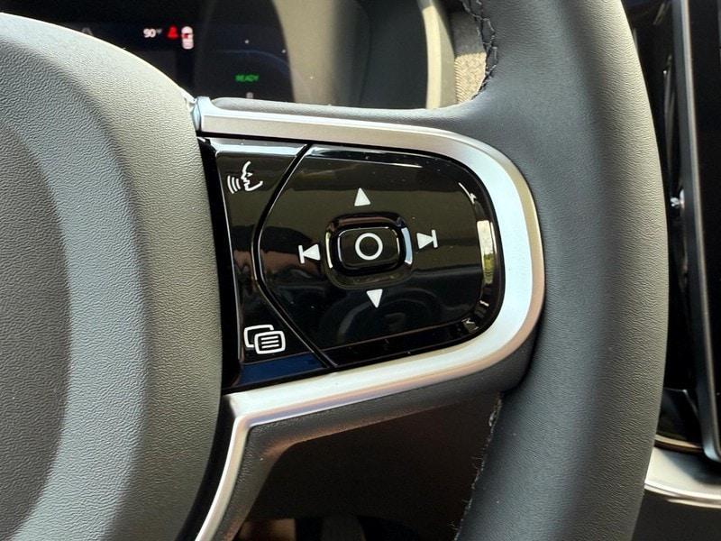 new 2025 Volvo XC90 Plug-In Hybrid car, priced at $71,805