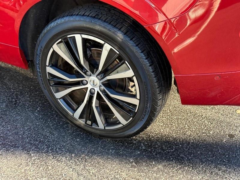 used 2023 Volvo XC60 car, priced at $31,978