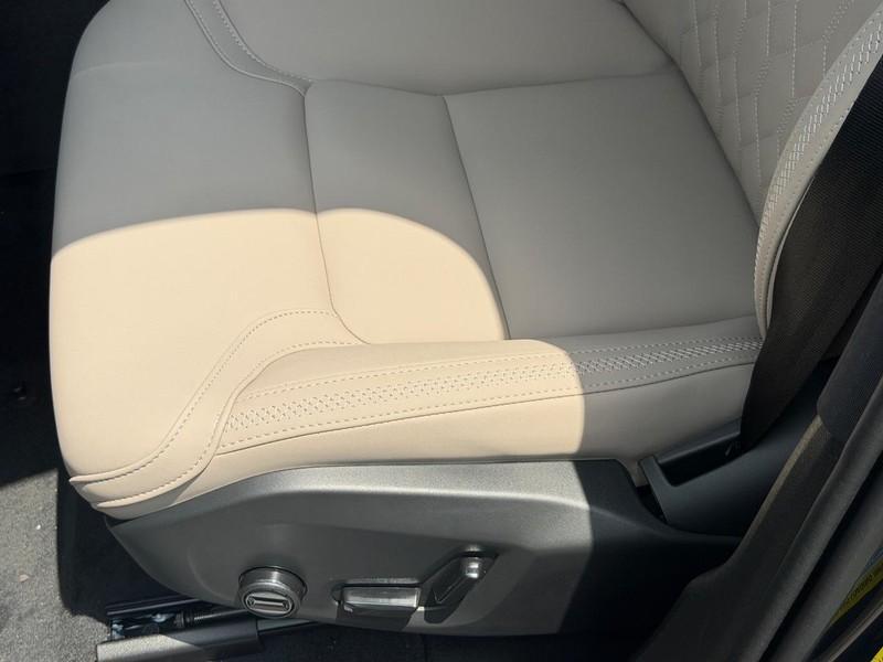 new 2026 Volvo XC60 Plug-In Hybrid car, priced at $69,795