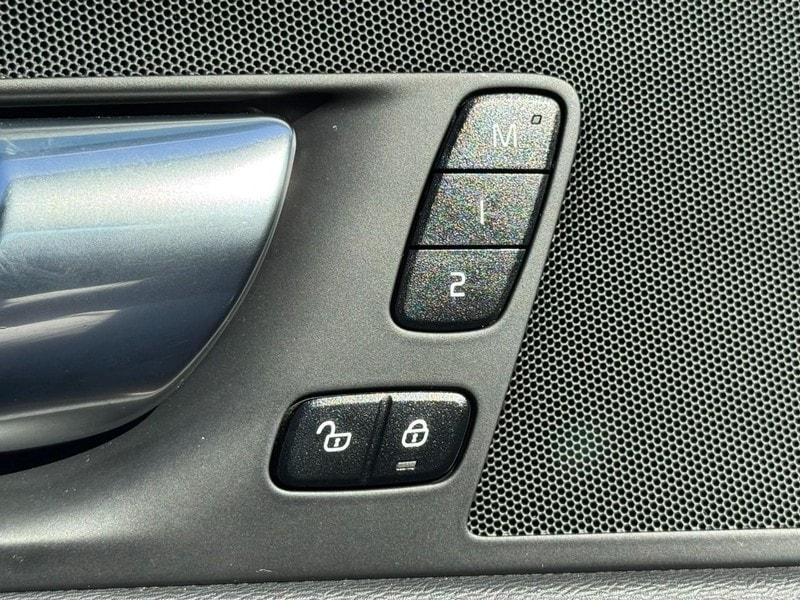 used 2023 Volvo XC60 car, priced at $32,877