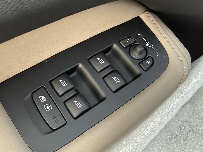 new 2026 Volvo XC60 car, priced at $59,190