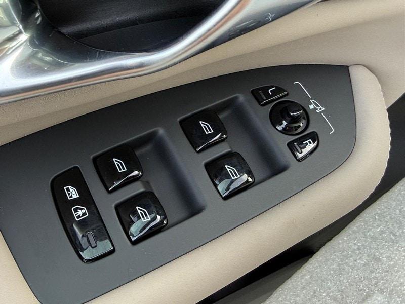 new 2026 Volvo XC90 Plug-In Hybrid car, priced at $81,875