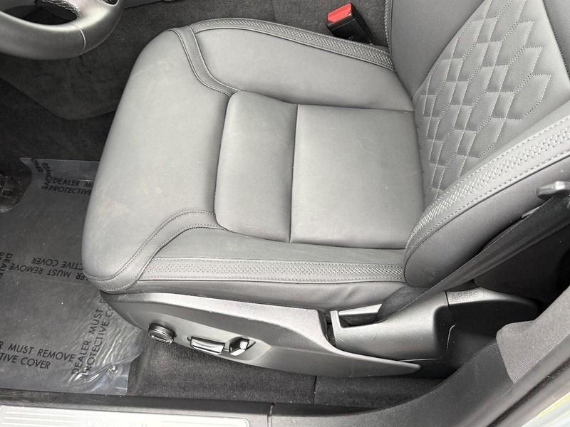 used 2025 Volvo XC90 car, priced at $50,000
