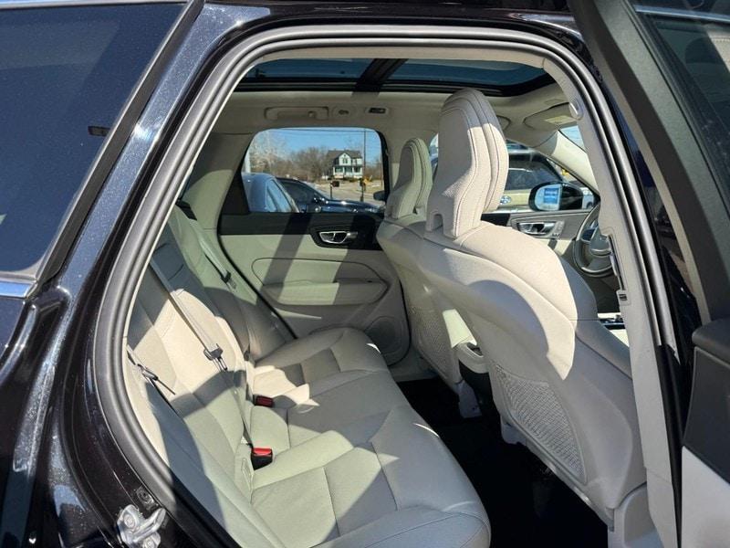 used 2020 Volvo XC60 car, priced at $25,500