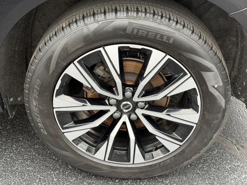 used 2024 Volvo XC60 car, priced at $38,376