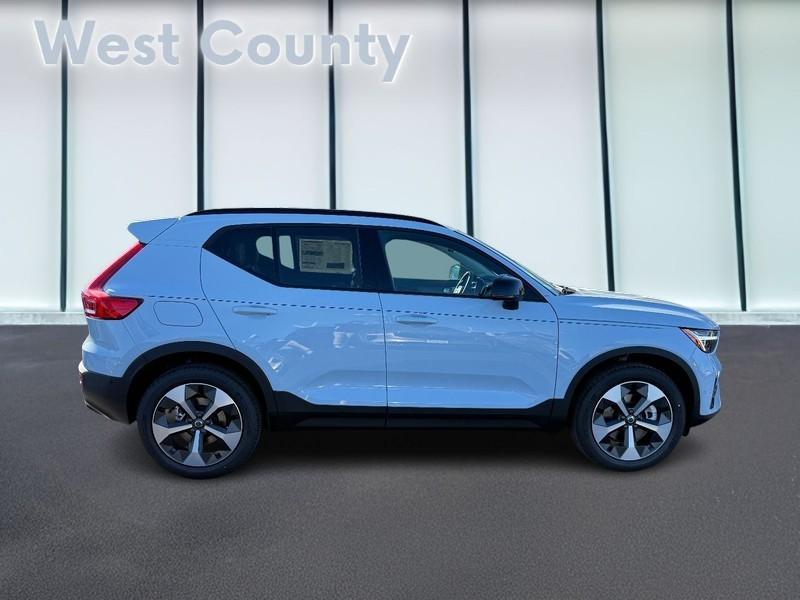 new 2026 Volvo XC40 car, priced at $50,150