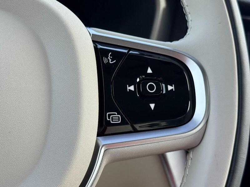 new 2026 Volvo XC60 car, priced at $70,425