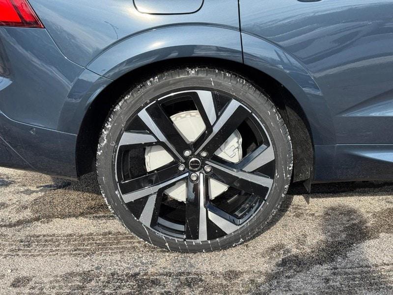new 2026 Volvo XC60 car, priced at $70,425
