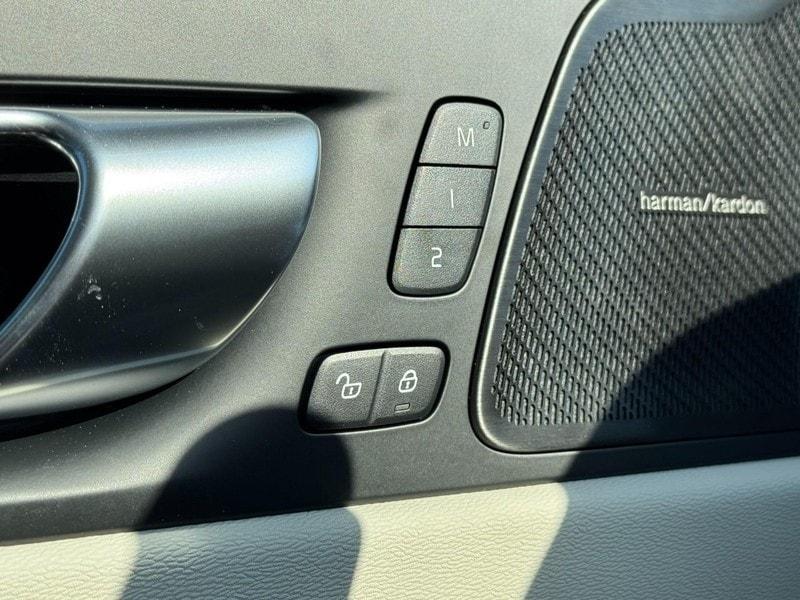 new 2026 Volvo XC60 car, priced at $64,525