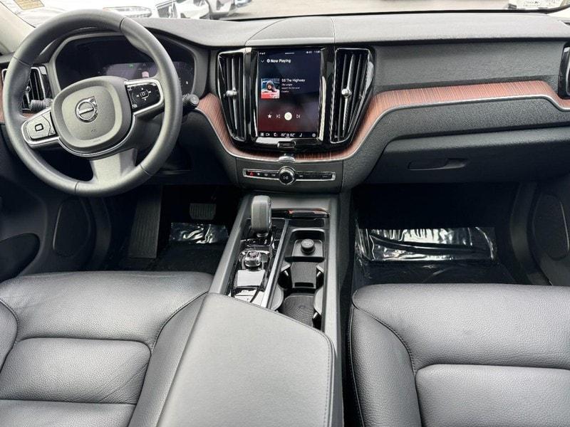 used 2023 Volvo XC60 car, priced at $30,955