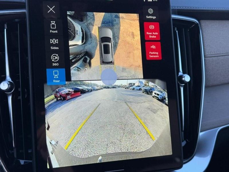 new 2026 Volvo XC90 car, priced at $77,470