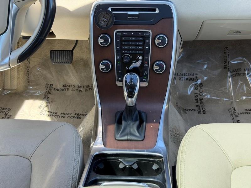 used 2016 Volvo XC70 car, priced at $13,281