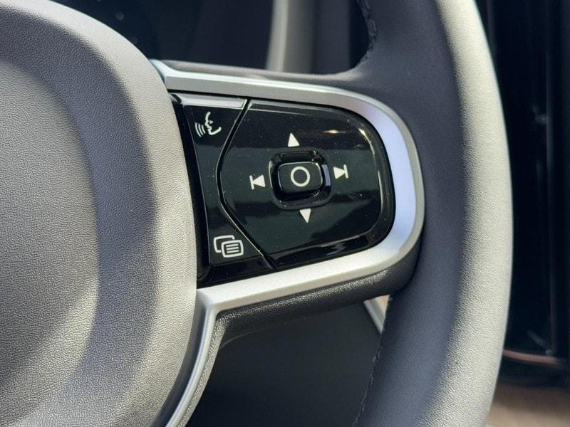 new 2026 Volvo XC60 Plug-In Hybrid car, priced at $69,285