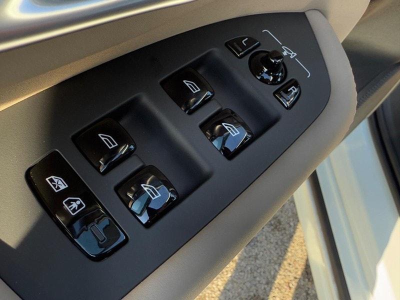 new 2026 Volvo XC90 car, priced at $71,825