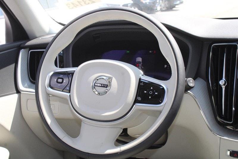 new 2025 Volvo XC60 Plug-In Hybrid car, priced at $49,975