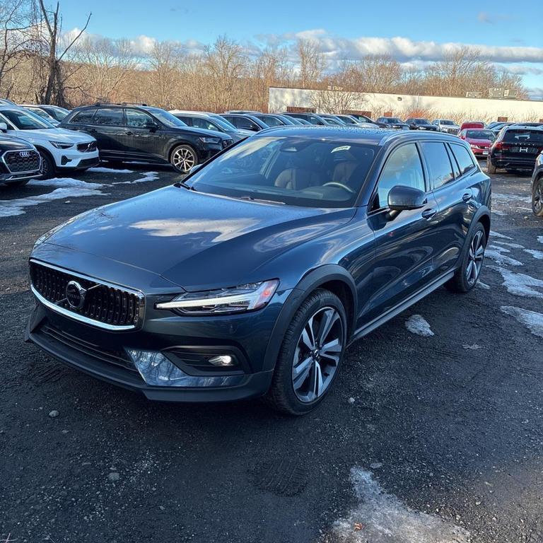 used 2025 Volvo V60 Cross Country car, priced at $35,500