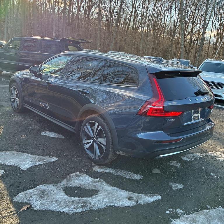 used 2025 Volvo V60 Cross Country car, priced at $35,500