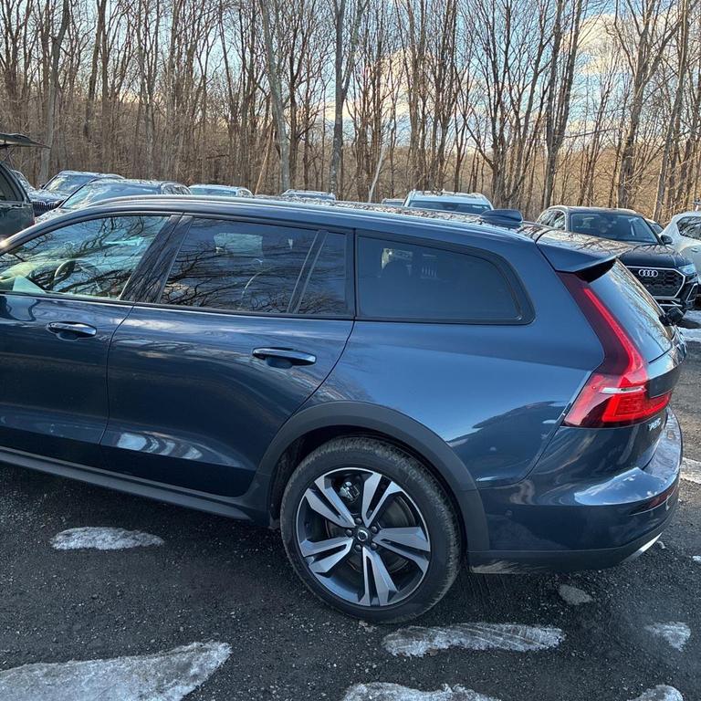 used 2025 Volvo V60 Cross Country car, priced at $35,500
